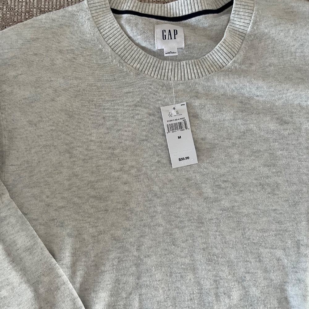 GAP sweater - Picture 3 of 3